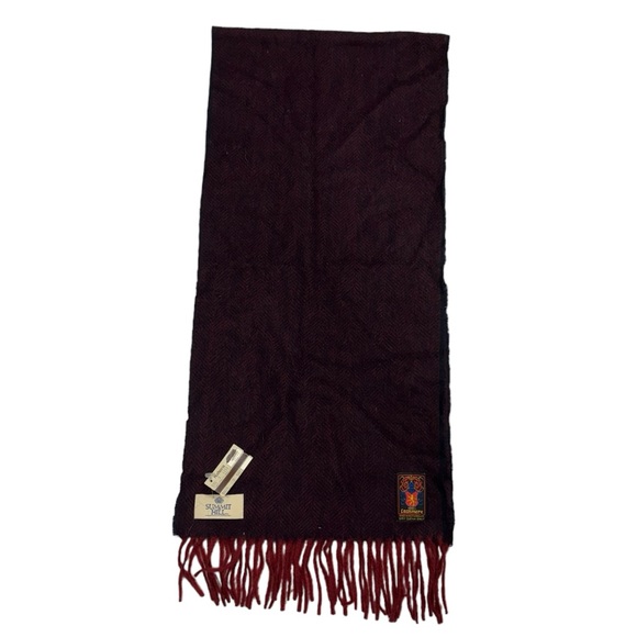 Summit Hill burgundy 100% Cashmere scarf NWT, never worn in perfect condition! - Picture 7 of 8